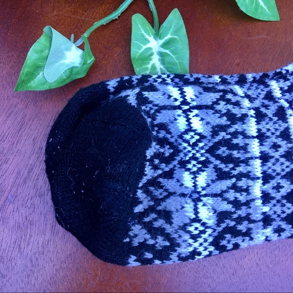 Super Soft Winter Socks - Picture 4 of 14